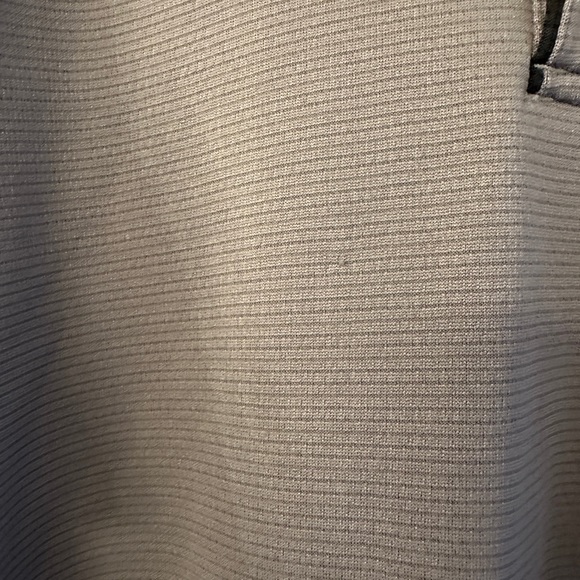 Grey Under Armour polo - Picture 4 of 4